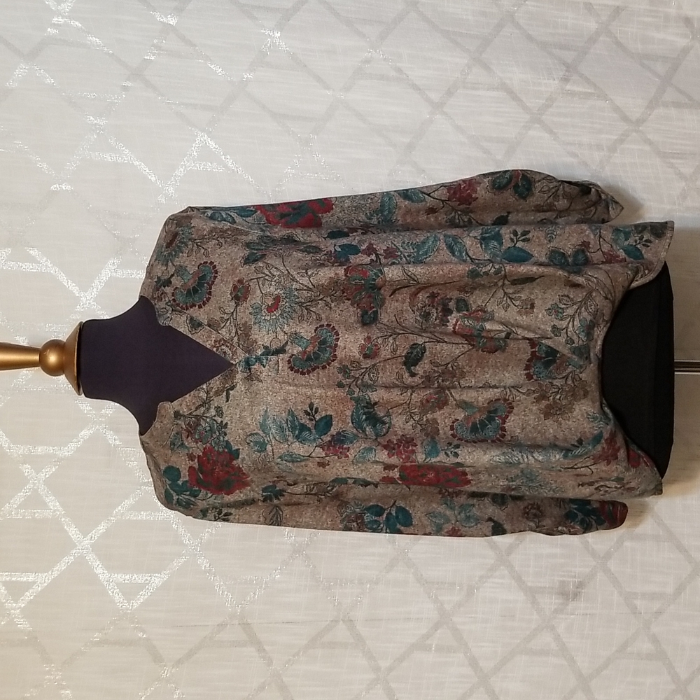 Song n Spirit Top Womens Size XL Floral Hi Lo